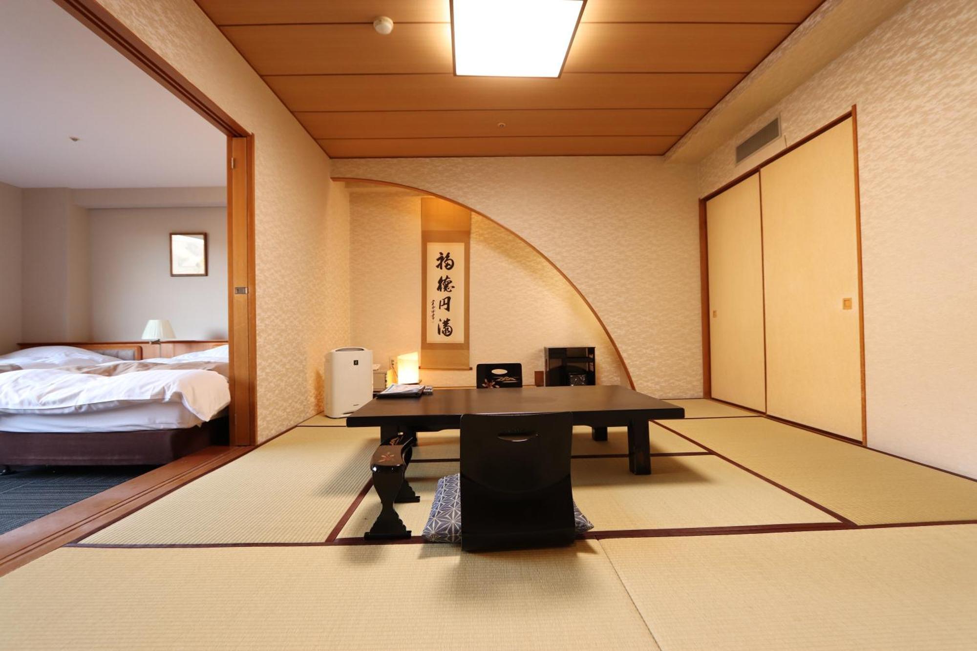 Yufuin Hotel Shuhokan Exterior photo